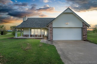 25005 S Hackamore Rd W, Claremore, OK 74019