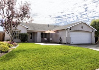 350 Chardonnay Dr, Salinas, CA 93906