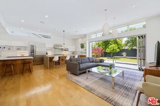 4843 Arcola Ave, North Hollywood, CA 91601