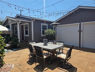 127 N San Marino Ave, Pasadena, CA 91107
