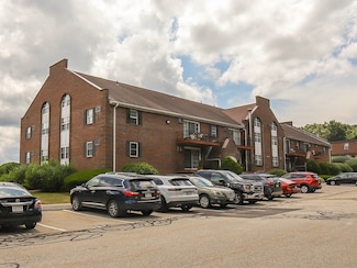 10 Williamsburg Ct Unit 21, Shrewsbury, MA 01545