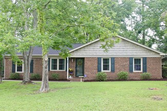 806 Spring Valley Rd, Wilmington, NC 28405