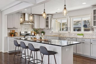 2019 Utah Ave S, Saint Louis Park, MN 55426