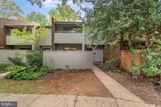 1764 Wainwright Dr, Reston, VA 20190