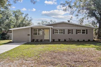 6860 Bambi Ln, Jacksonville, FL 32210