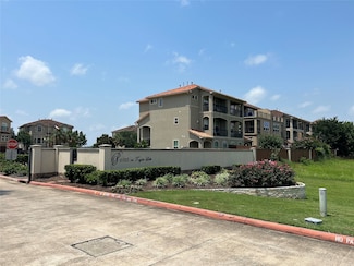 4025 Boardwalk Blvd, Seabrook, TX 77586