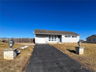 90 Nor Bath Blvd, Northampton, PA 18067