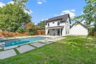 7103 Daugherty St, Austin, TX 78757
