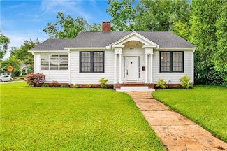 2408 Dauphin St, Mobile, AL 36606