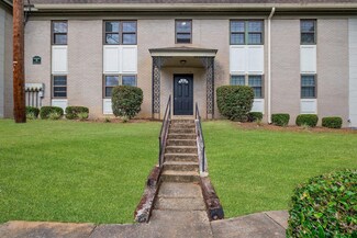1951 N Meridian Rd Unit 30, Tallahassee, FL 32303
