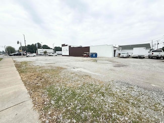 102 E Main St, Gas City, IN 46933