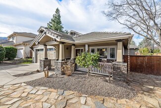 1110 Barrington Cir, Ashland, OR 97520