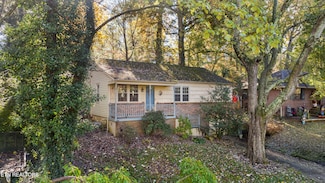 3028 N Hills Blvd, Knoxville, TN 37917