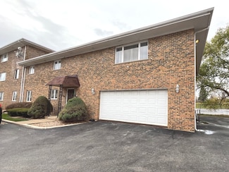 6632 W 95th St Unit 2C, Oak Lawn, IL 60453