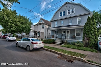 1 John St, Kingston, PA 18704