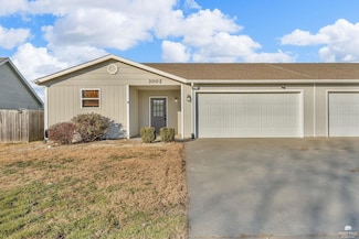 3002 Brookville Dr, Manhattan, KS 66502