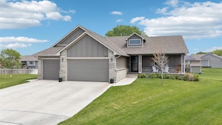 5814 N Edwards Ct, Wichita, KS 67204