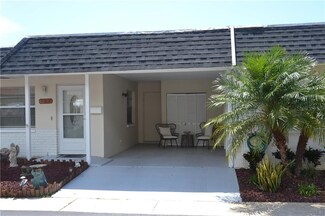 206 Skyloch Dr E, Dunedin, FL 34698