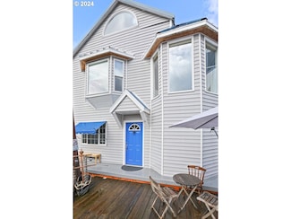 34326 Johnsons Landing Rd Unit B-10, Scappoose, OR 97056