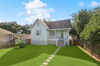 6945 Milne Blvd, New Orleans, LA 70124