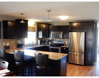 8 Daniel Dr Unit 8, North Oxford, MA 01537