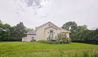 1132 College Ave, Old Town, ME 04468