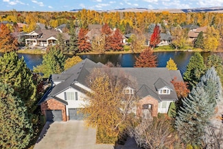 724 E Lakebrook Ln, Eagle, ID 83616