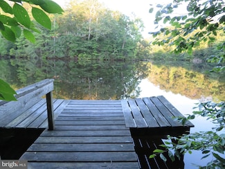 11590 Durango Dr, Lusby, MD 20657