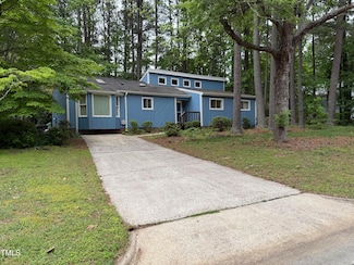 507 Holtz Ln, Cary, NC 27511