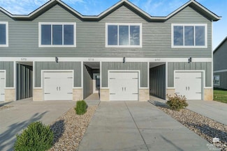 5729 Goheen Dr, Manhattan, KS 66503