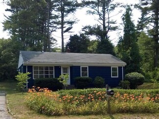 604 County Rd, Pocasset, MA 02559