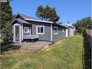 293 N Empire Blvd, Coos Bay, OR 97420