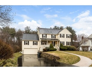 12 Wentworth Dr, Beverly, MA 01915