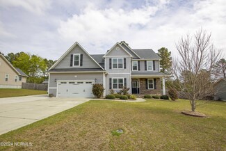 160 Almond Dr, Cameron, NC 28326