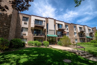1461 N Winslowe Dr Unit 101, Palatine, IL 60074