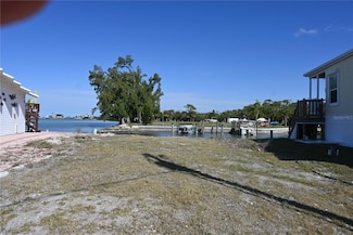 7500 Park Pointe Dr Unit 42, Englewood, FL 34224