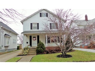 607 High St, Fairport Harbor, OH 44077