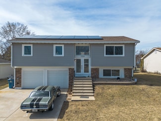 1756 English Dr, Glendale Heights, IL 60139