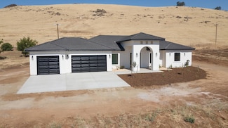 16716 Spotted Fawn Ct, Springville, CA 93265