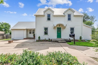1208 Euclid St, Augusta, KS 67010