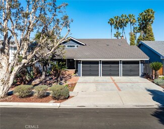 1810 Tanager Dr, Costa Mesa, CA 92626