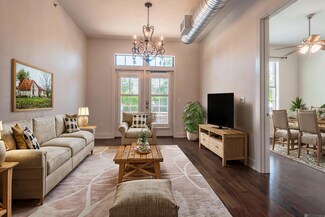 333 E Boyd Dr Unit 25, Baton Rouge, LA 70808