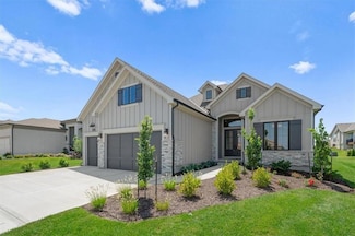 8013 Payne St, Shawnee, KS 66218