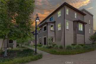 962 Newberry Ln, Claremont, CA 91711
