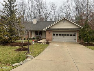121 Hamlet Dr, Crossville, TN 38558