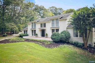 2316 Horsetree Place SE, Decatur, AL 35601