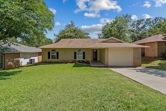 1608 Meadow Oak St, Denton, TX 76209