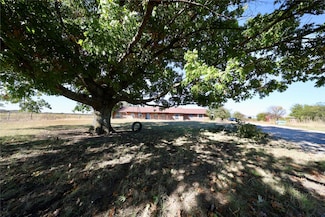 1600 County Road 1109a, Rio Vista, TX 76093