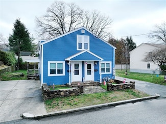 110 Saint Leon Ave, Woonsocket, RI 02895