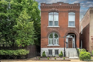 1537 Vail Place, Saint Louis, MO 63104